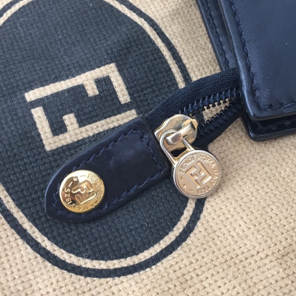 Navy blue Fendi bag - Picture 4 of 12